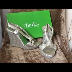Charles David silver wedges worn only once size 5